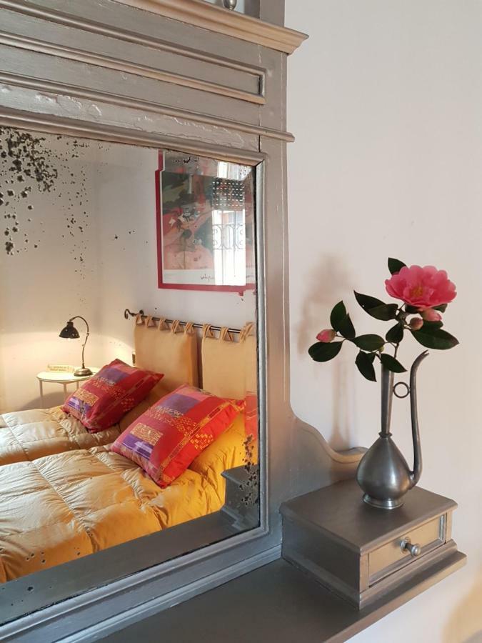 B&B Gloria Галарате Екстериор снимка